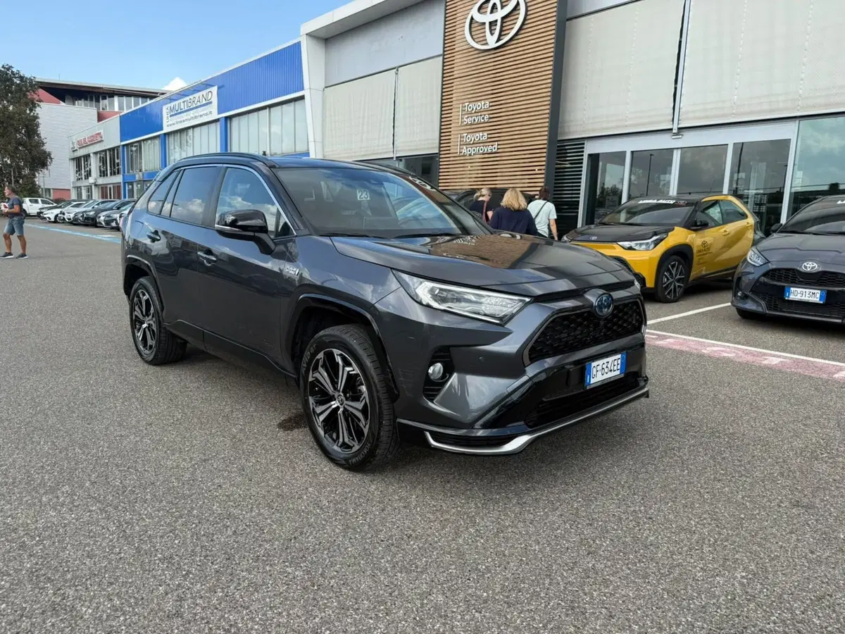 Toyota Rav4 usata a Piacenza (5)
