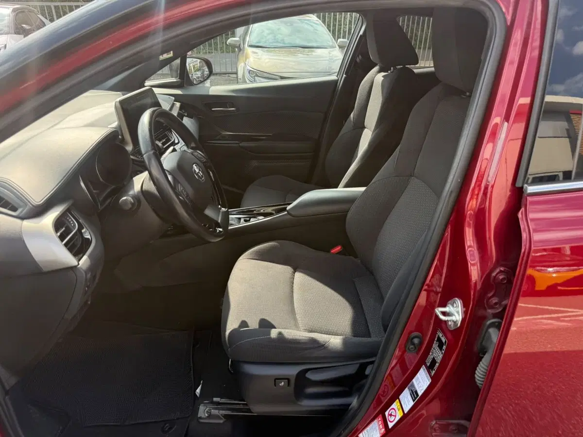 Toyota Toyota C-HR usata a Piacenza (16)