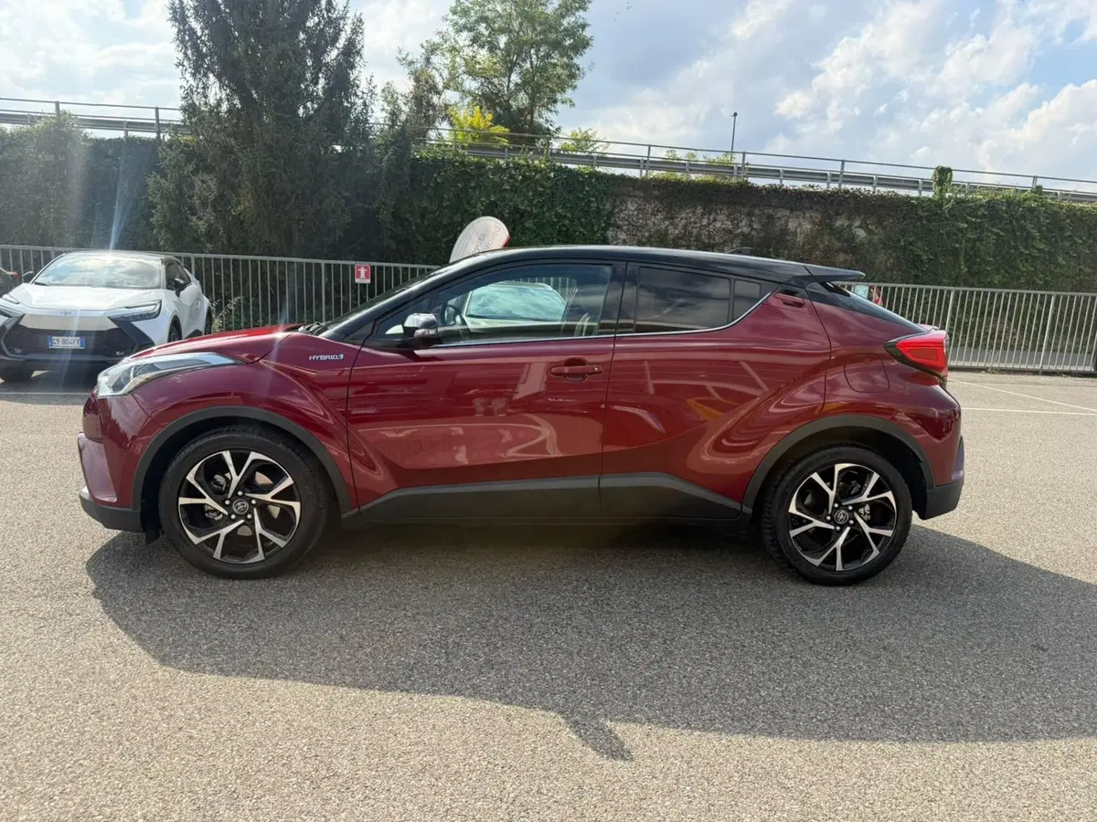 Toyota Toyota C-HR usata a Piacenza (4)