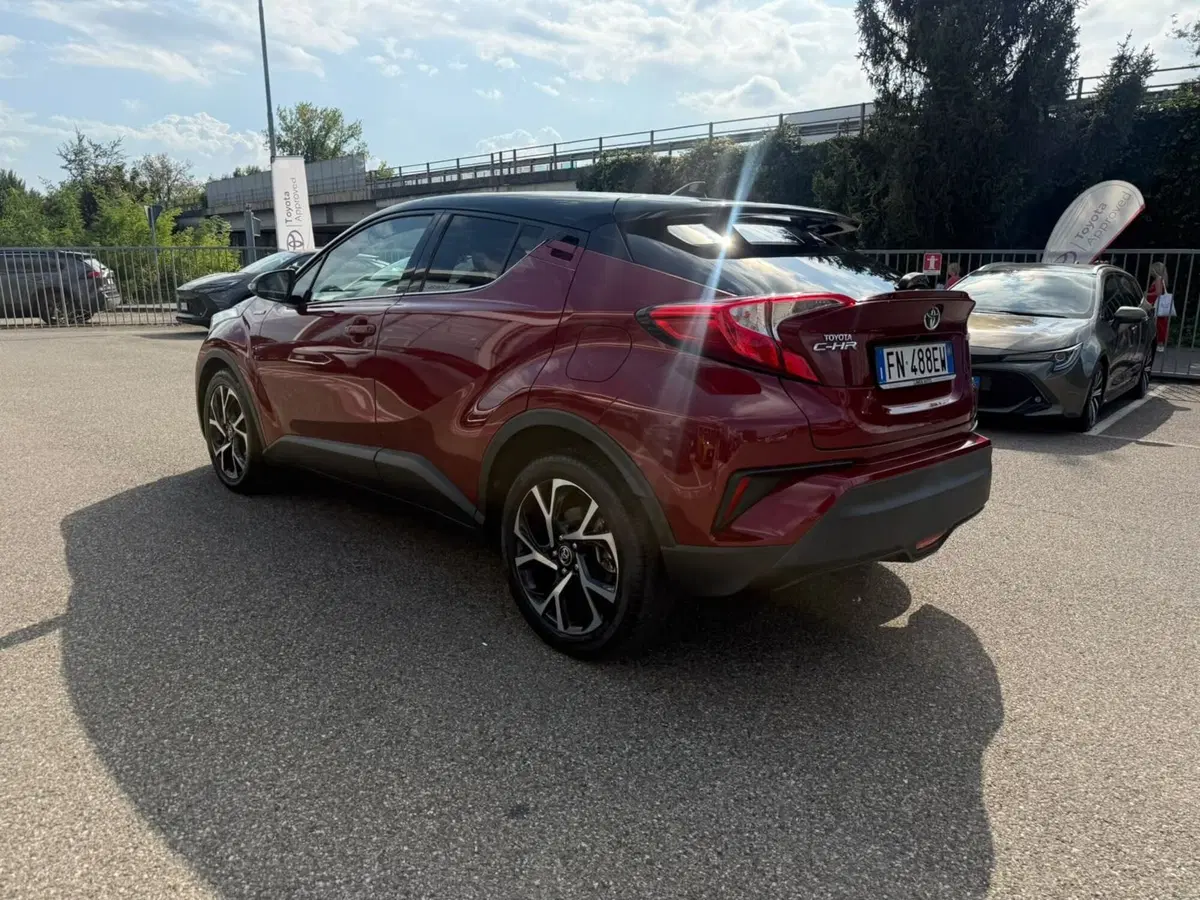 Toyota Toyota C-HR usata a Piacenza (5)