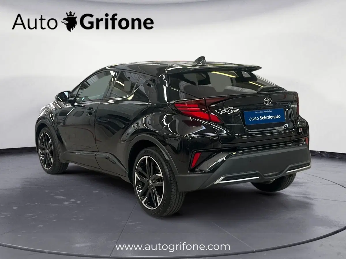 Toyota Toyota C-HR usata a Modena (3)