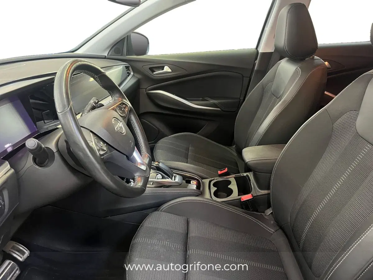 Opel Grandland usata a Modena (9)
