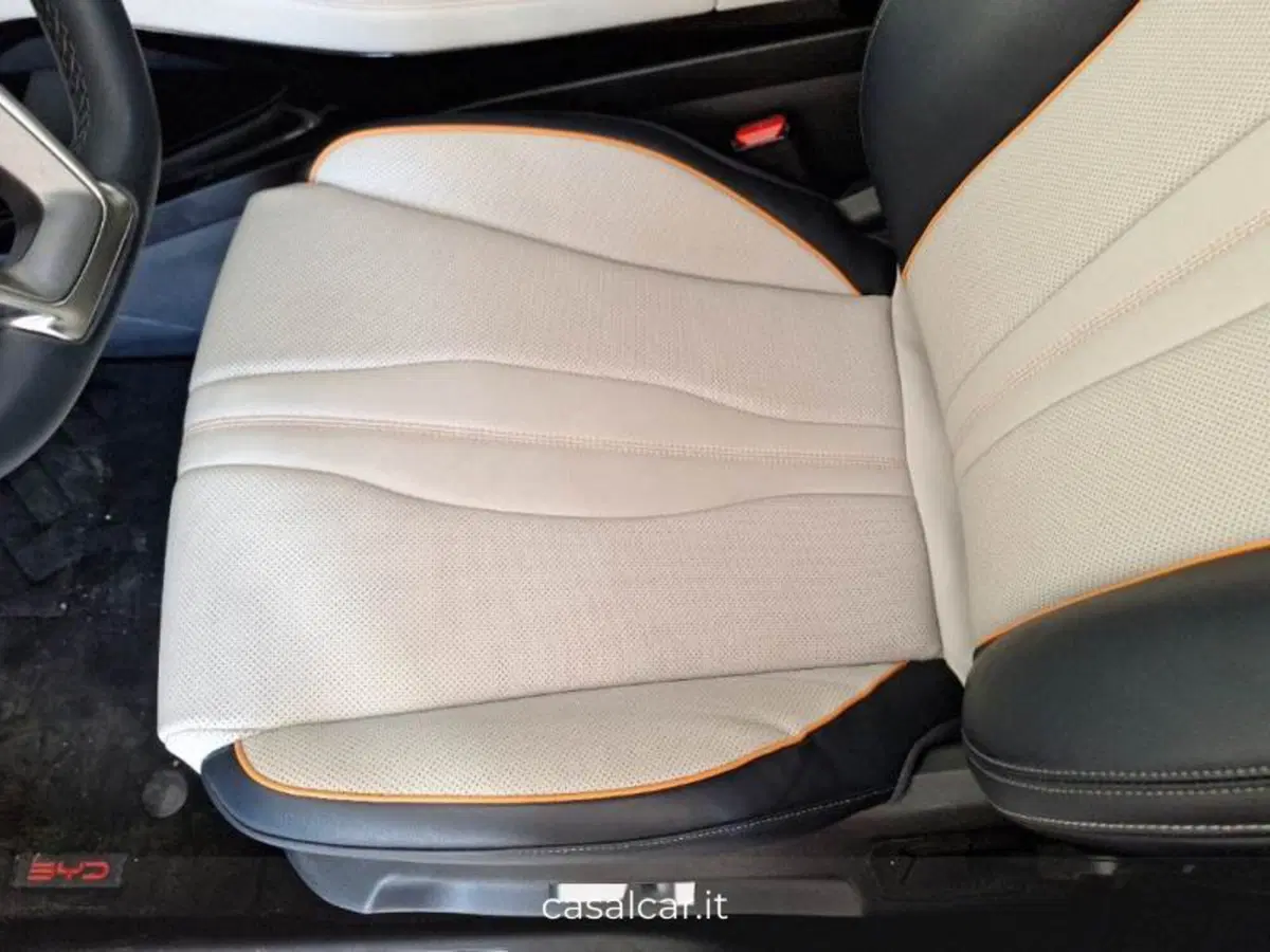 Byd Seal U usata a Salerno (12)