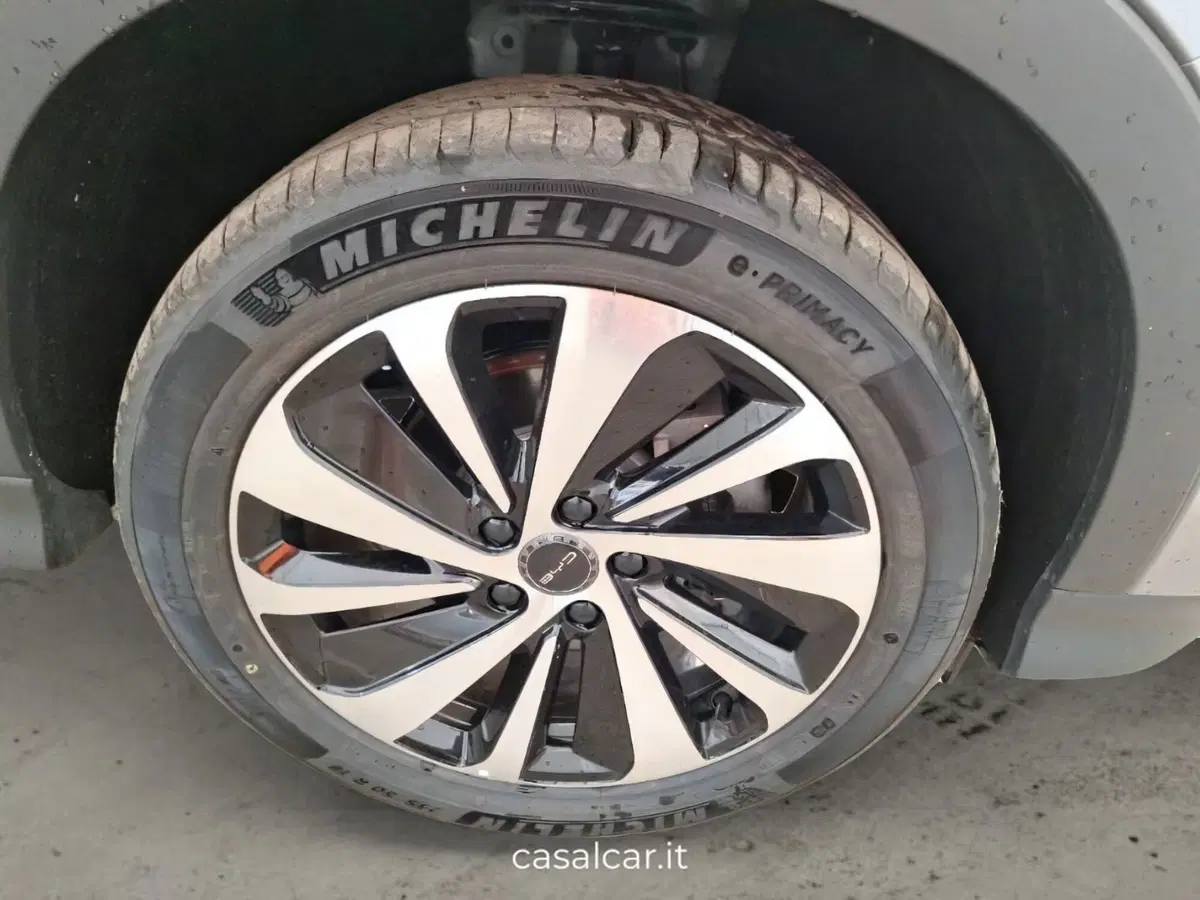Byd Seal U usata a Salerno (16)