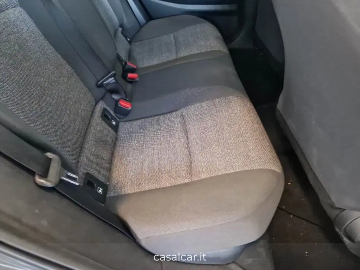 Toyota Toyota C-HR usata a Salerno (14)