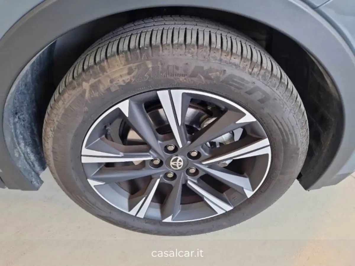 Toyota Toyota C-HR usata a Salerno (15)