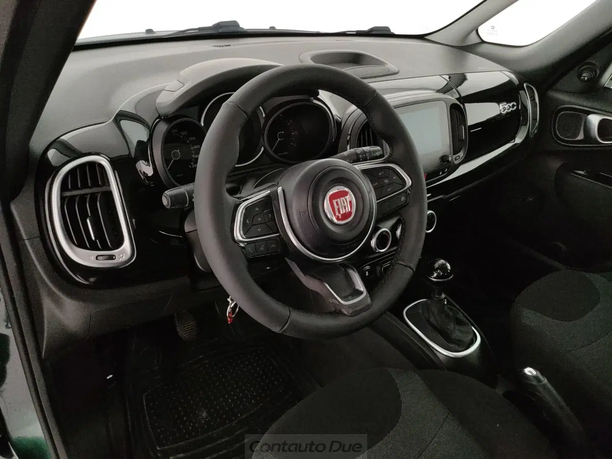 Fiat 500L Living usata a Caserta (16)