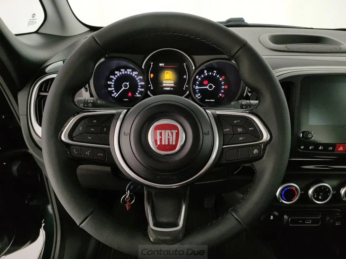 Fiat 500L Living usata a Caserta (17)