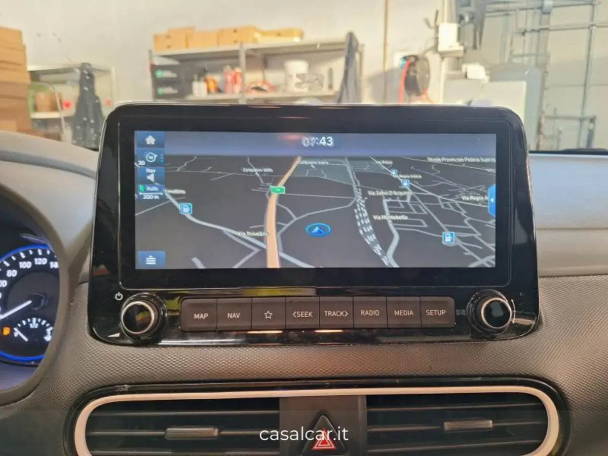 Hyundai Kona usata a Salerno (9)