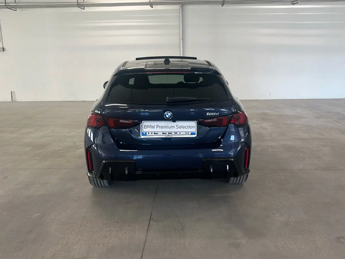 BMW Serie 1 nuova a Torino (4)