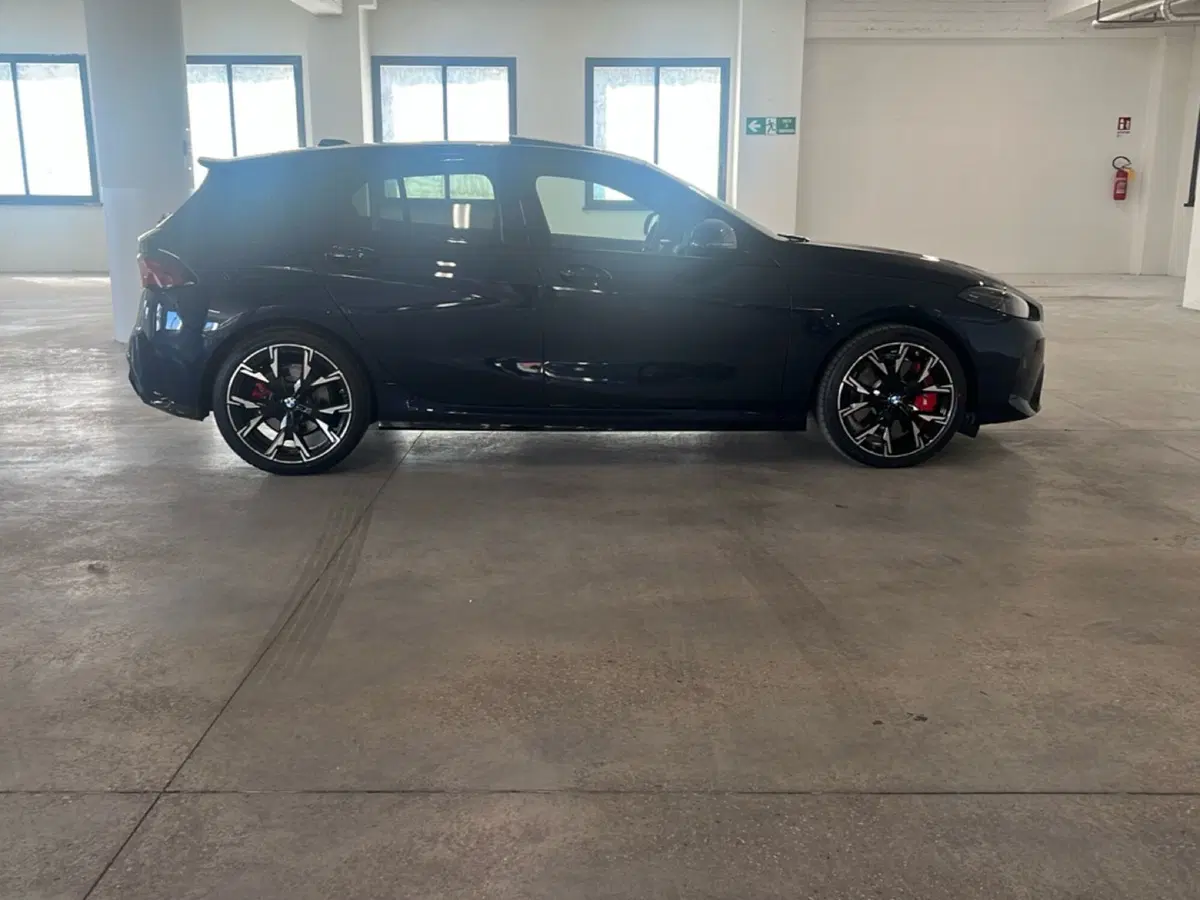 BMW Serie 1 nuova a Torino (7)
