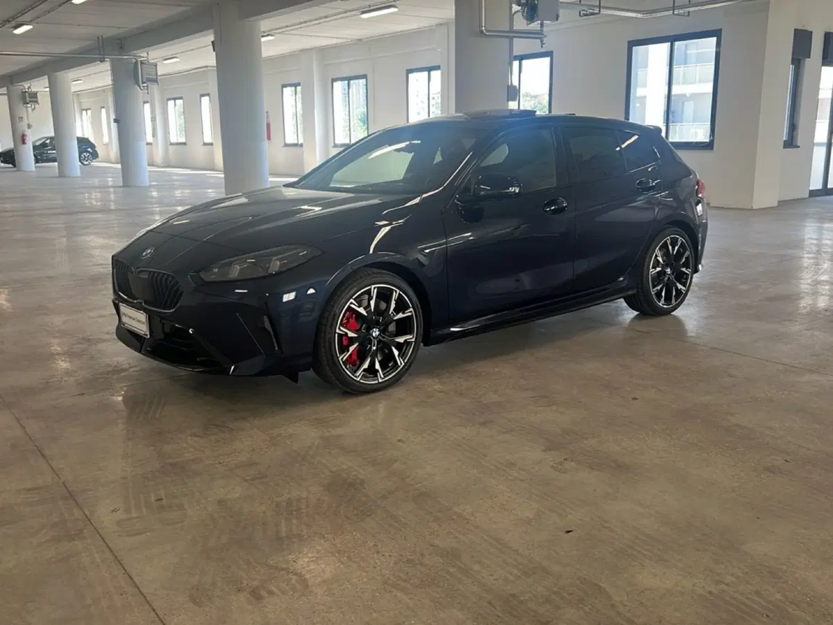 BMW Serie 1 nuova a Torino (8)