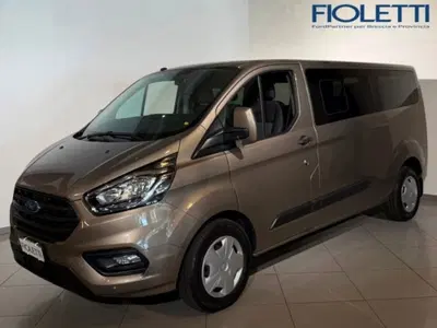 Ford Transit Custom Furgone 320 2.0 TDCi 130 PL Combi Trend del 2019 usata a Brescia