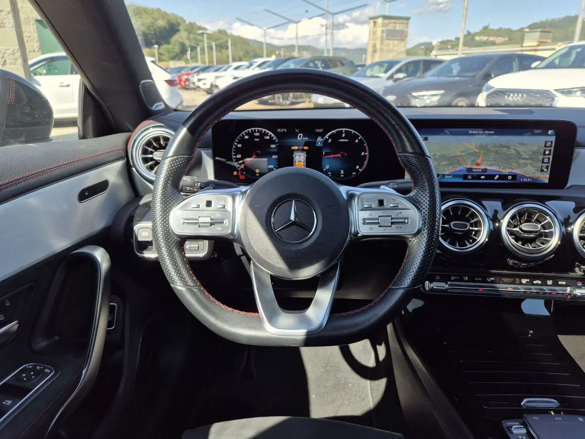Mercedes-Benz CLA Shooting Brake usata  (18)