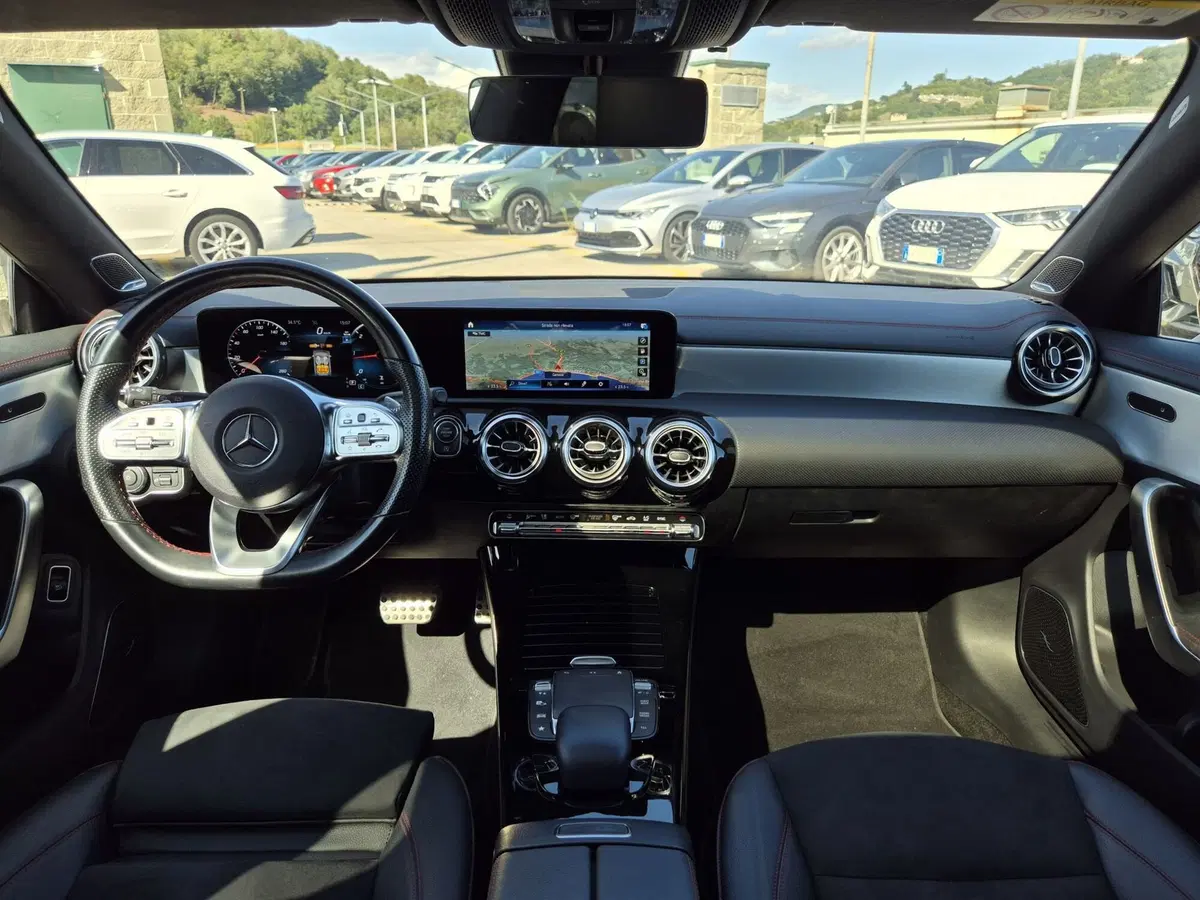 Mercedes-Benz CLA Shooting Brake usata  (8)