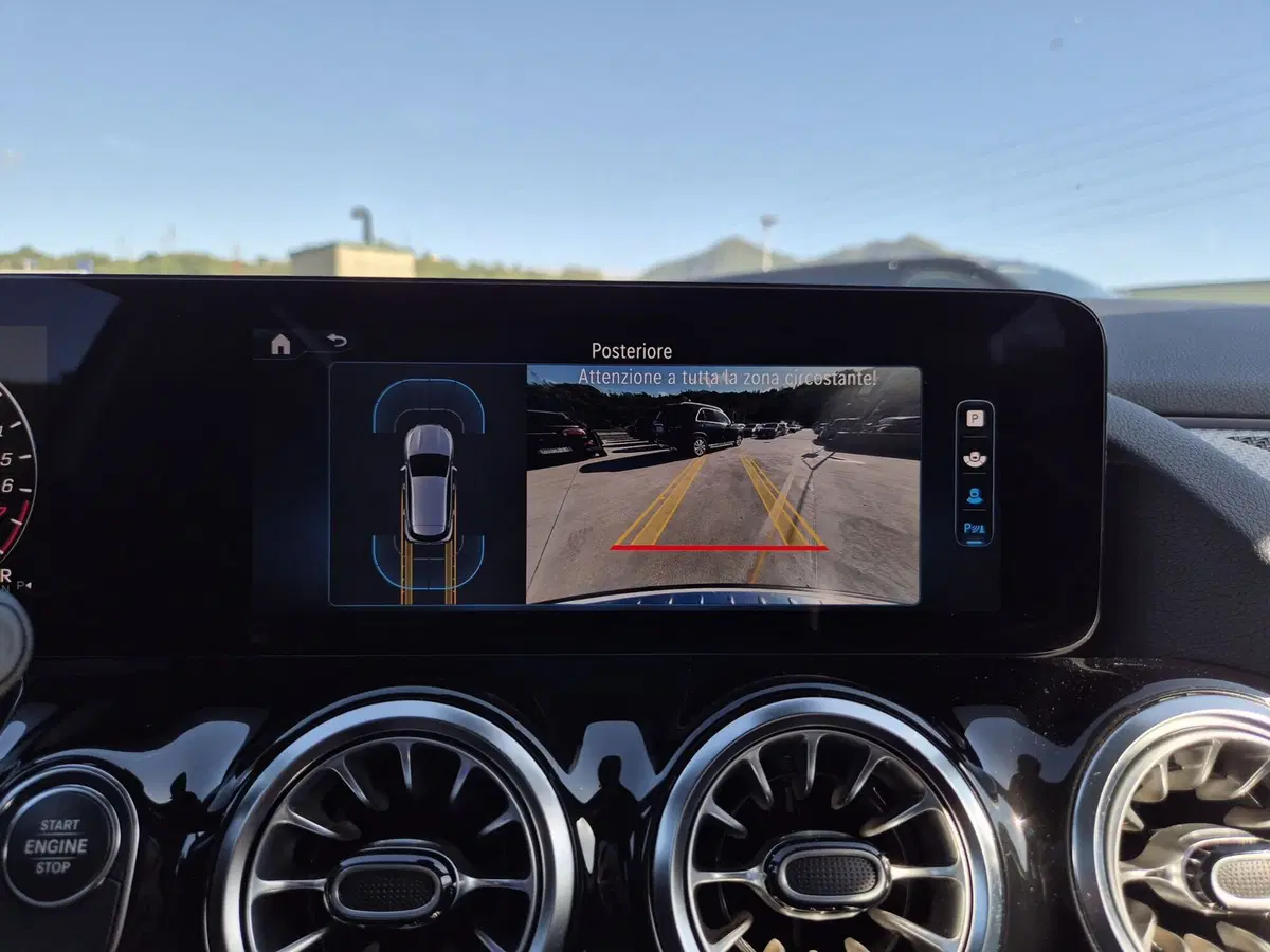 Mercedes-Benz GLA SUV usata  (15)