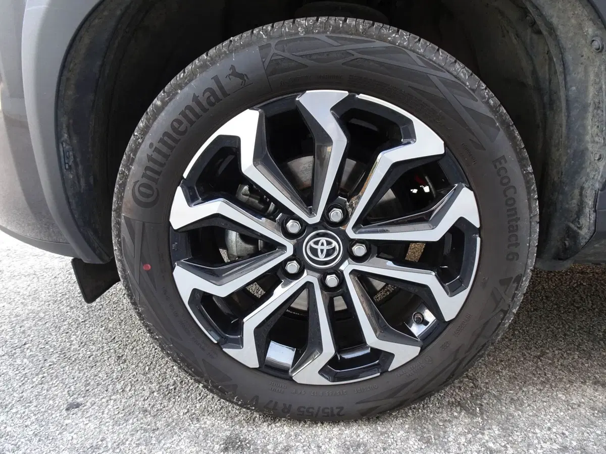 Toyota Yaris Cross usata a Padova (7)