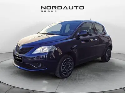 Lancia Ypsilon 1.0 FireFly 5 porte S&S Hybrid Ecochic Gold del 2021 usata a San Martino di Lupari