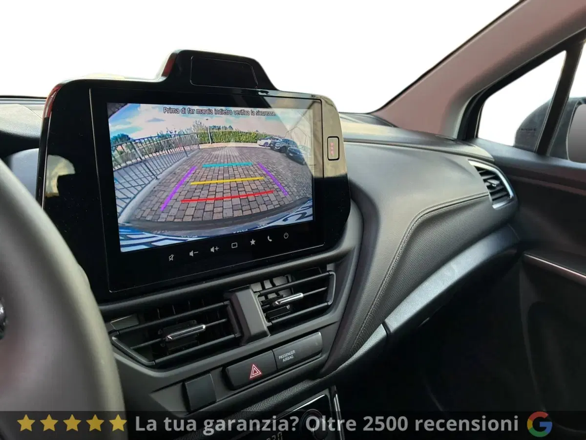 Suzuki S-Cross nuova a Prato (12)