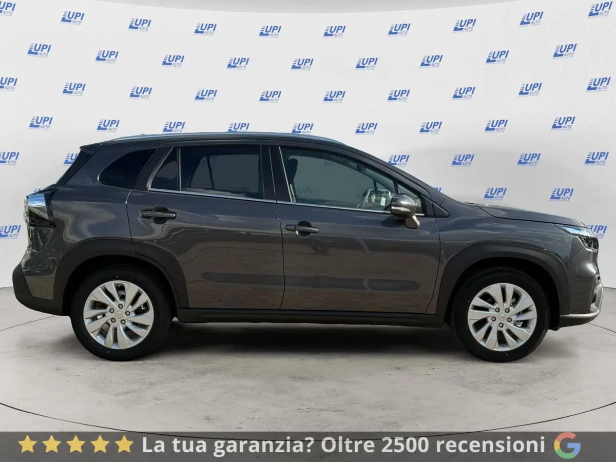 Suzuki S-Cross nuova a Prato (3)
