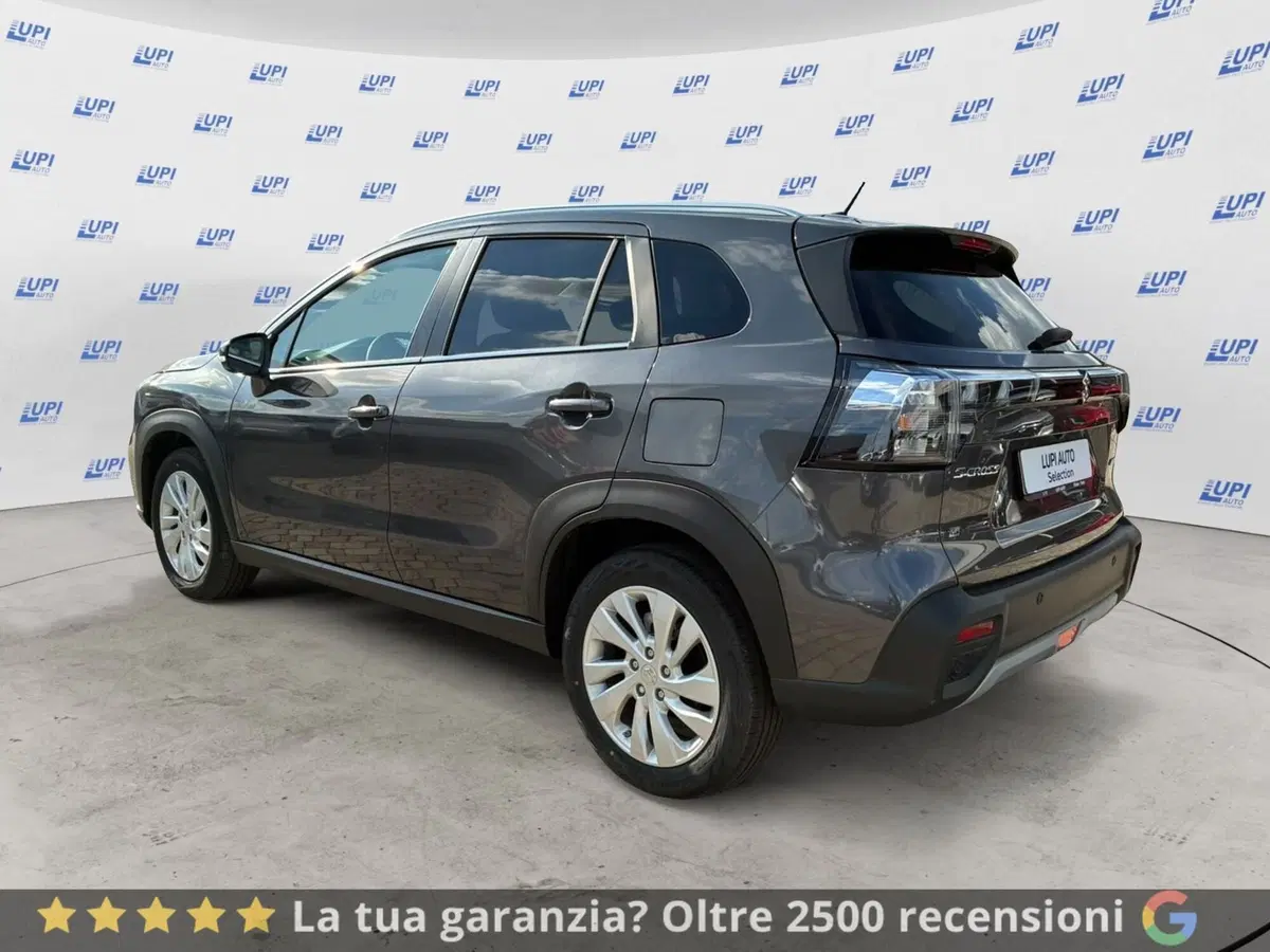 Suzuki S-Cross nuova a Prato (4)