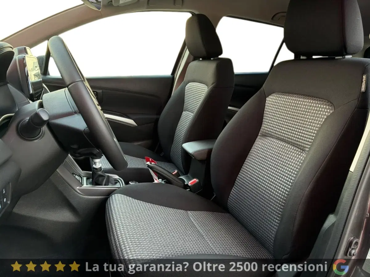 Suzuki S-Cross nuova a Prato (8)