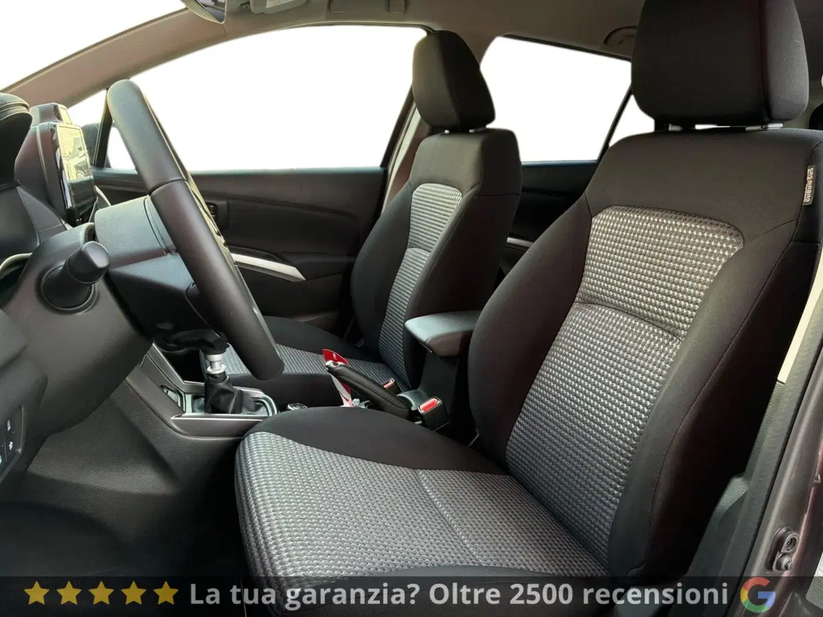 Suzuki S-Cross nuova a Prato (8)