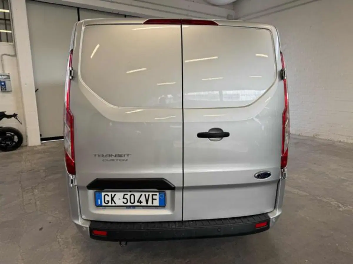 Ford Transit Custom Furgone usata a Bologna (6)