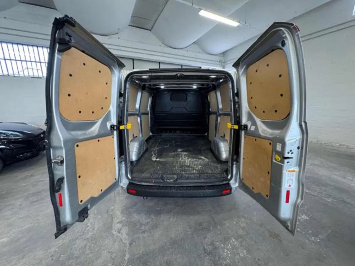 Ford Transit Custom Furgone usata a Bologna (9)