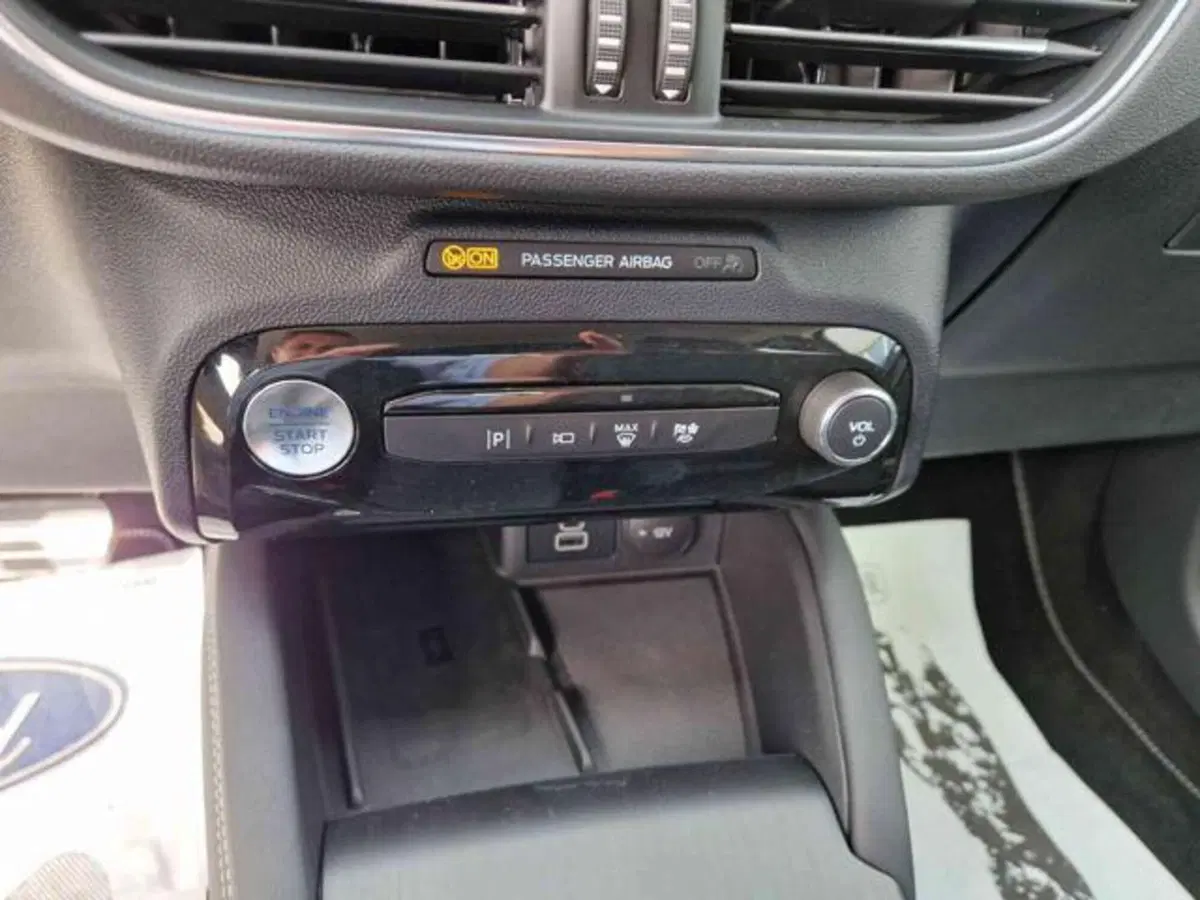 Ford Kuga nuova a Bologna (13)