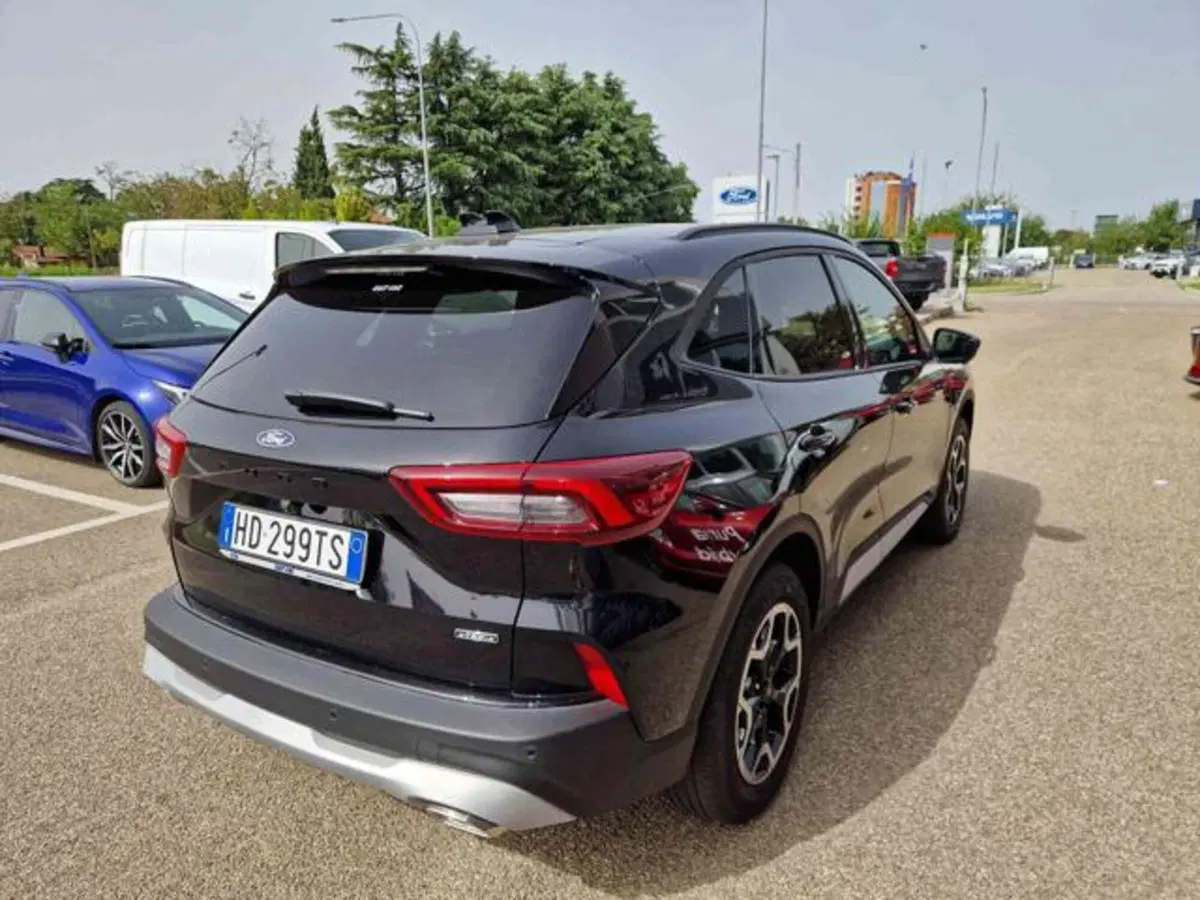 Ford Kuga nuova a Bologna (5)
