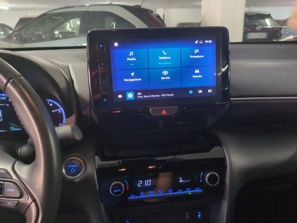 Toyota Yaris Cross usata a Milano (14)