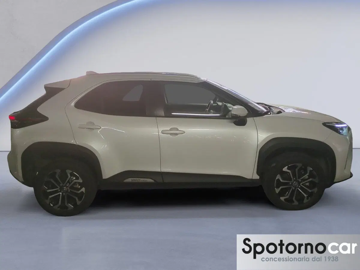 Toyota Yaris Cross usata a Milano (6)