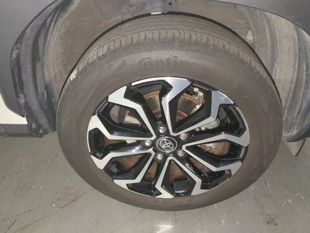 Toyota Yaris Cross usata a Milano (8)