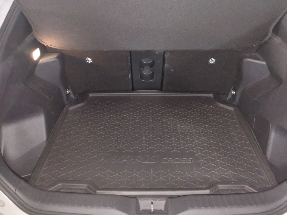 Toyota Yaris Cross usata a Milano (9)