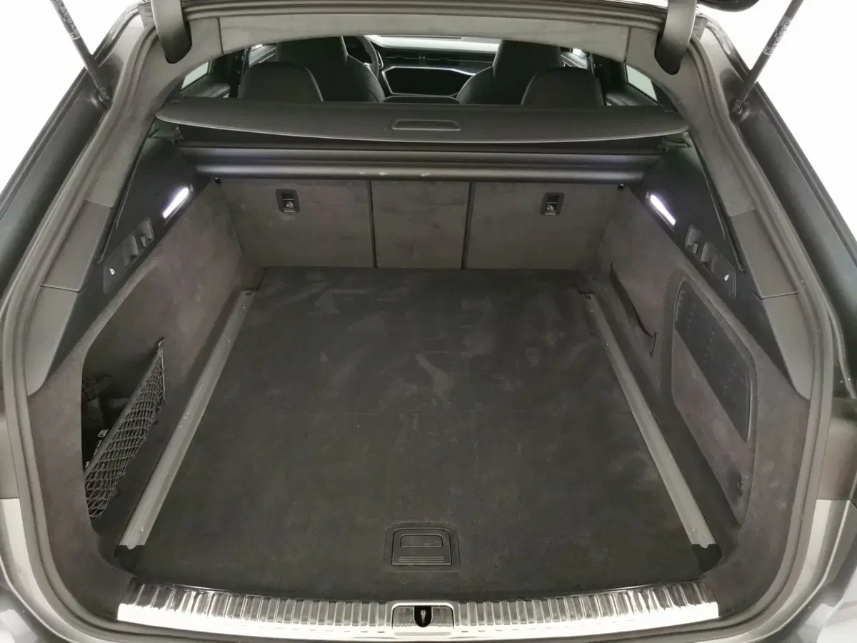 Audi A6 Avant e-Tron usata a Chieti (7)