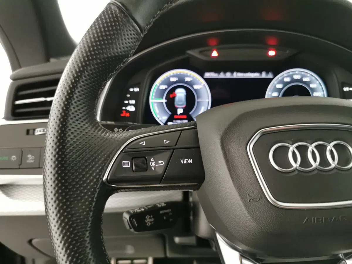 Audi Q8 Sportback usata a Chieti (10)