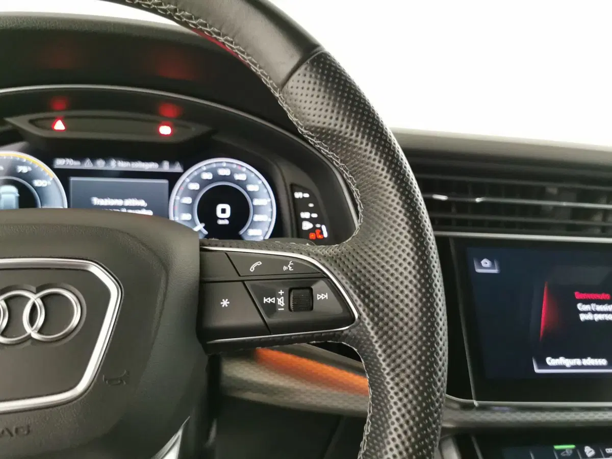 Audi Q8 Sportback usata a Chieti (11)