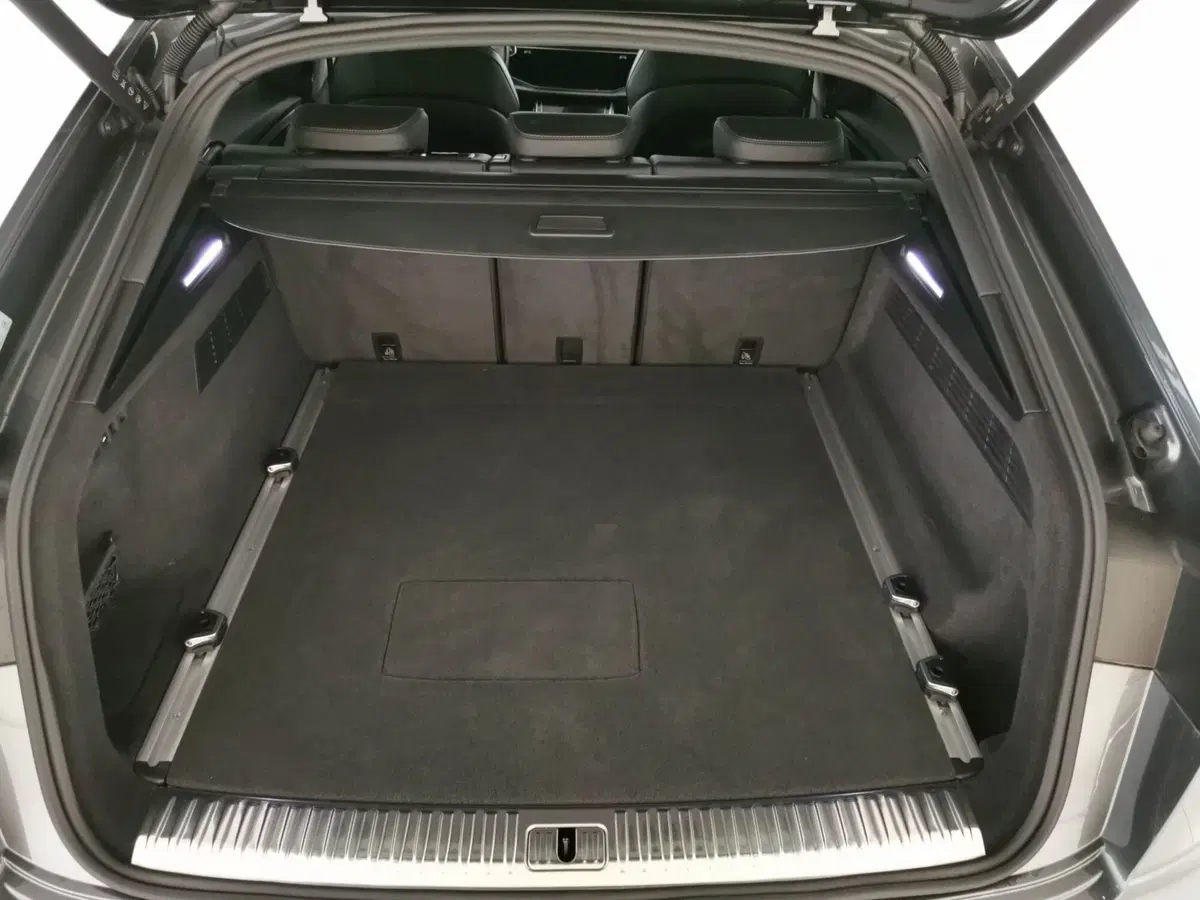 Audi Q8 Sportback usata a Chieti (7)