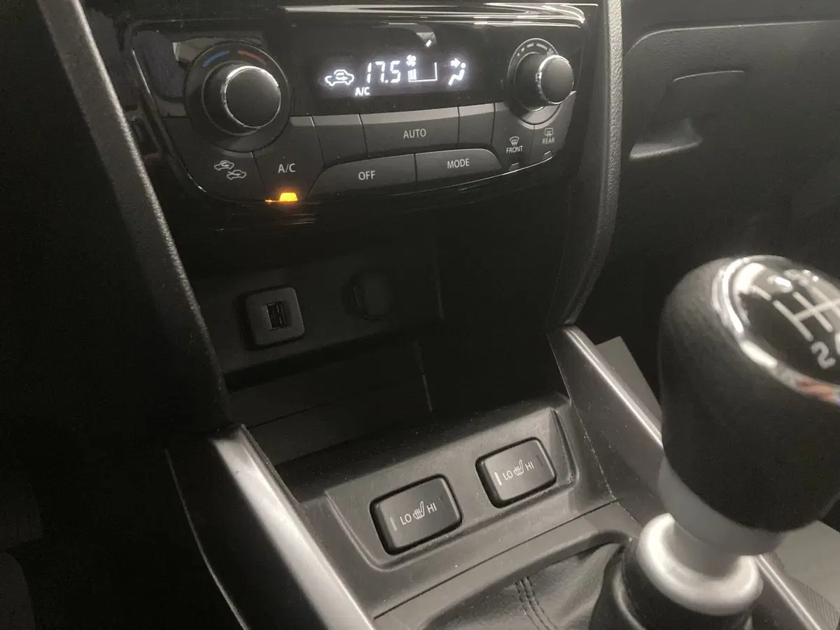 Suzuki Vitara usata a Pavia (14)