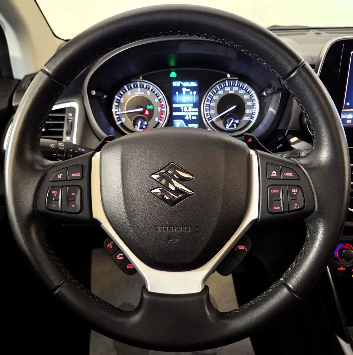Suzuki S-Cross usata a Pavia (17)