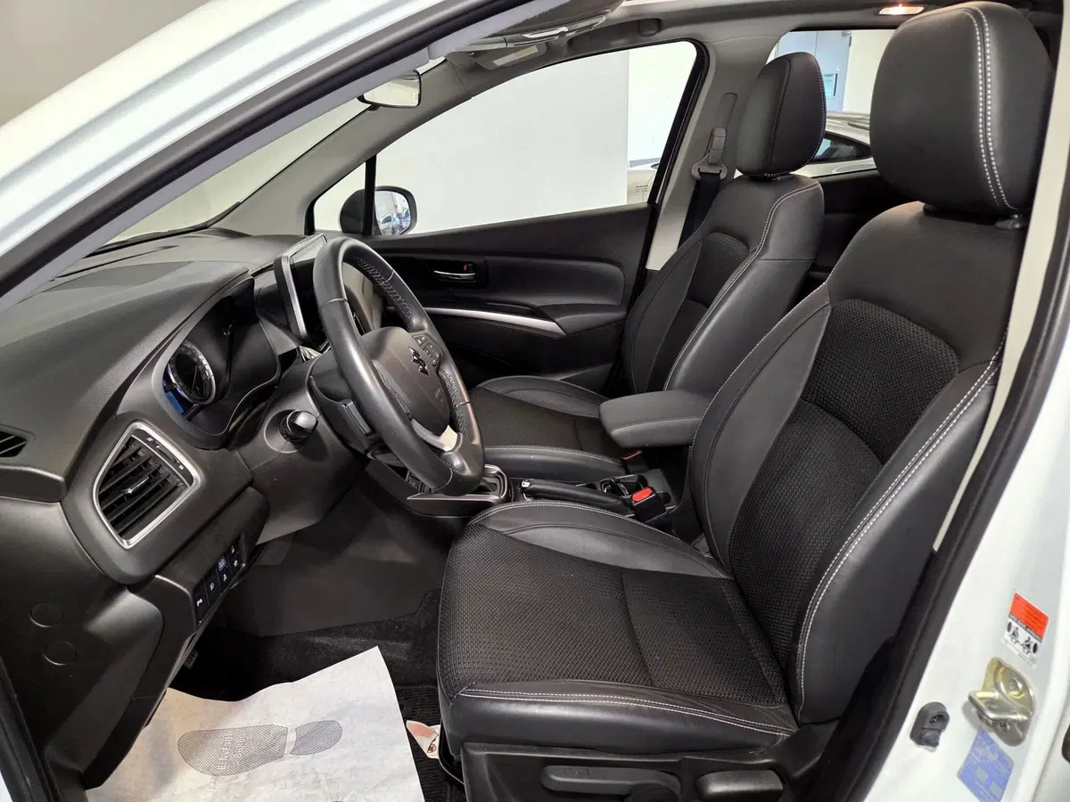 Suzuki S-Cross usata a Pavia (8)