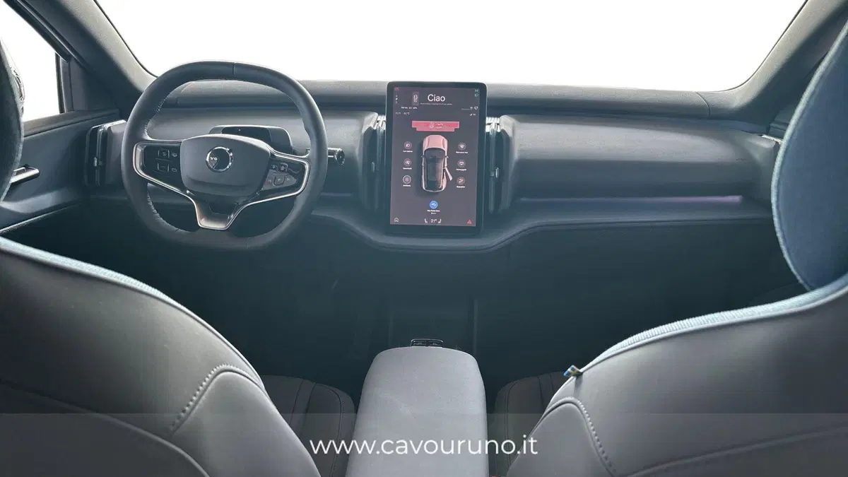 Volvo EX30 nuova a Ferrara (4)