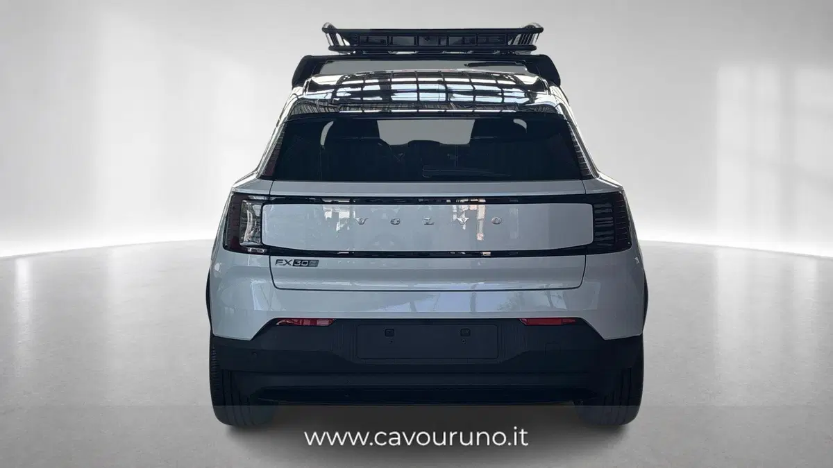 Volvo EX30 nuova a Ferrara (6)