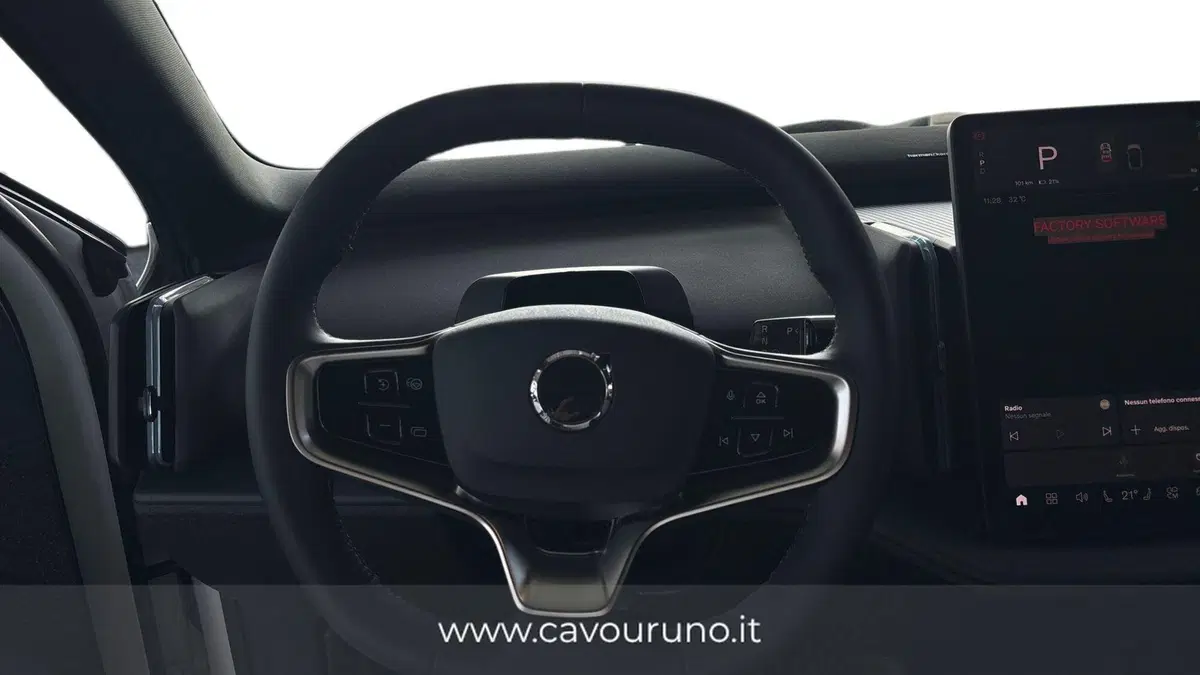 Volvo EX30 nuova a Ferrara (9)