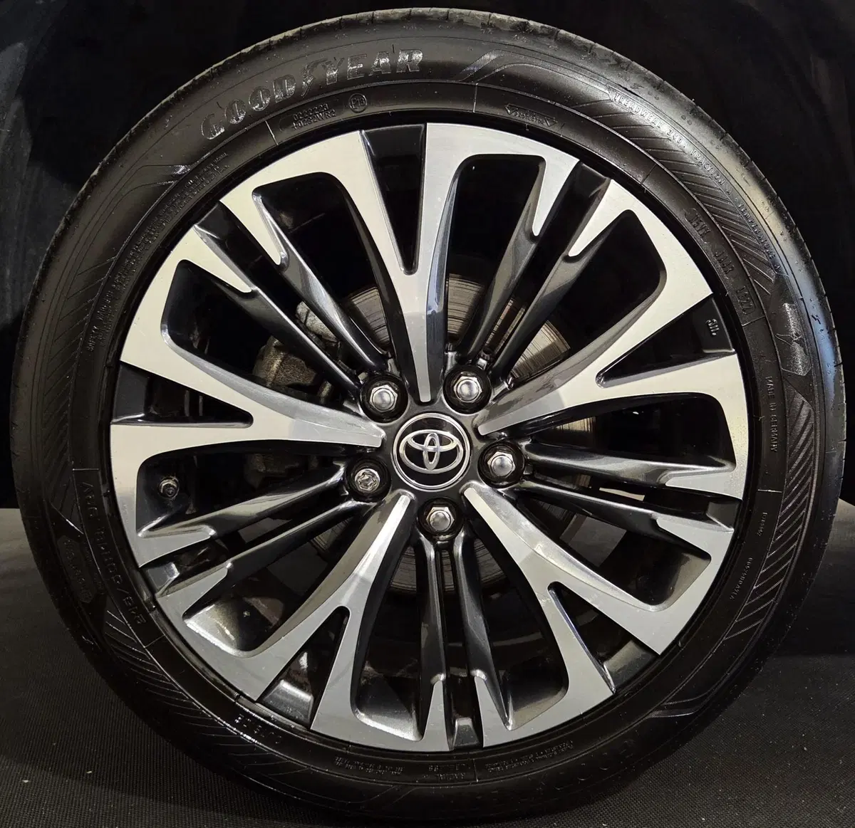 Toyota Yaris Cross usata a Pavia (5)