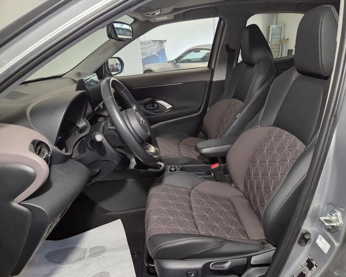 Toyota Yaris Cross usata a Pavia (6)