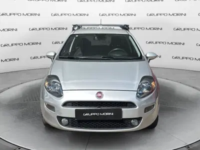 Fiat Punto 1.4 8V 5 porte Natural Power Lounge del 2013 usata a Imola