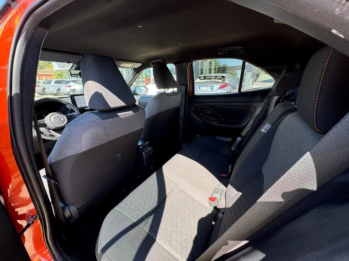 Toyota Yaris Cross usata a Modena (14)