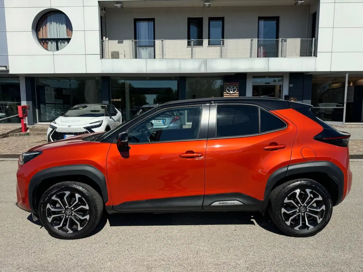 Toyota Yaris Cross usata a Modena (9)